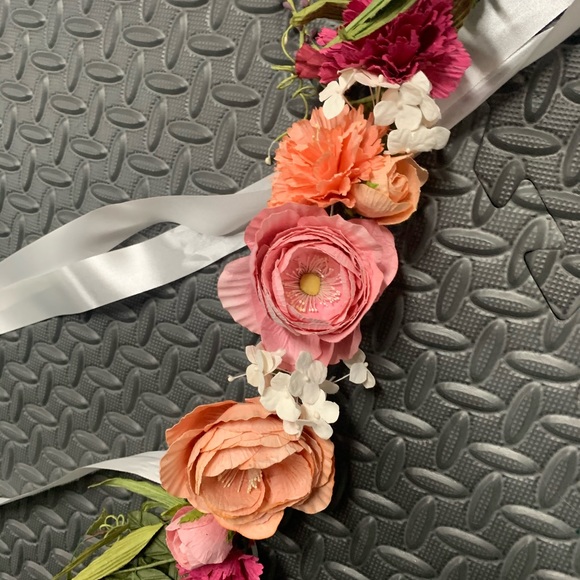 Spring bloom chair hangers - Picture 3 of 4